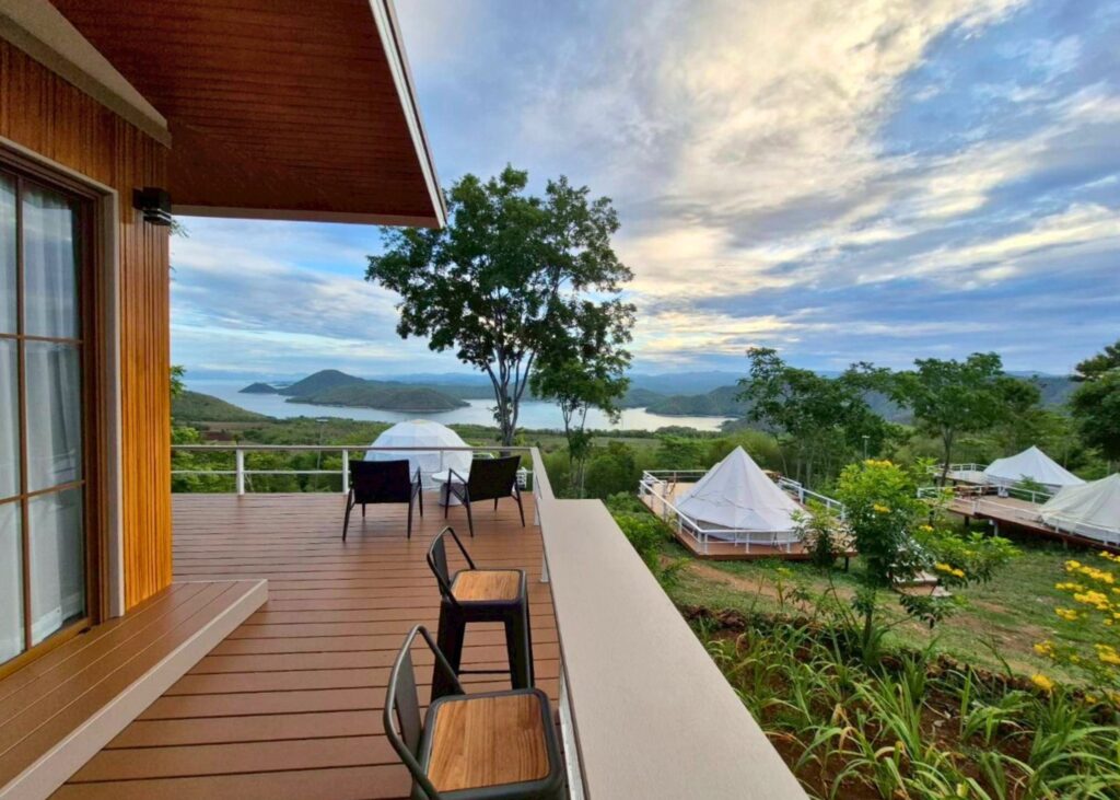 LAKE VIEW 1