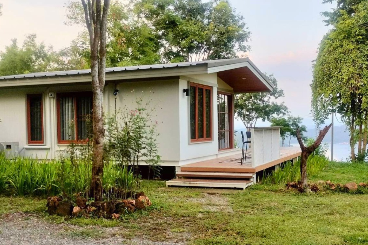 LAKE VIEW 2